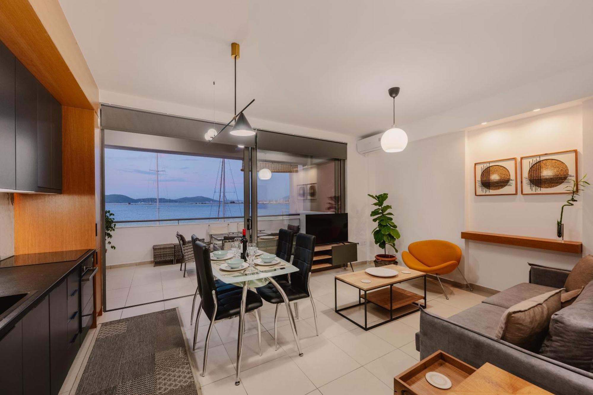 Ionis Seafront Suite Preveza Exterior photo
