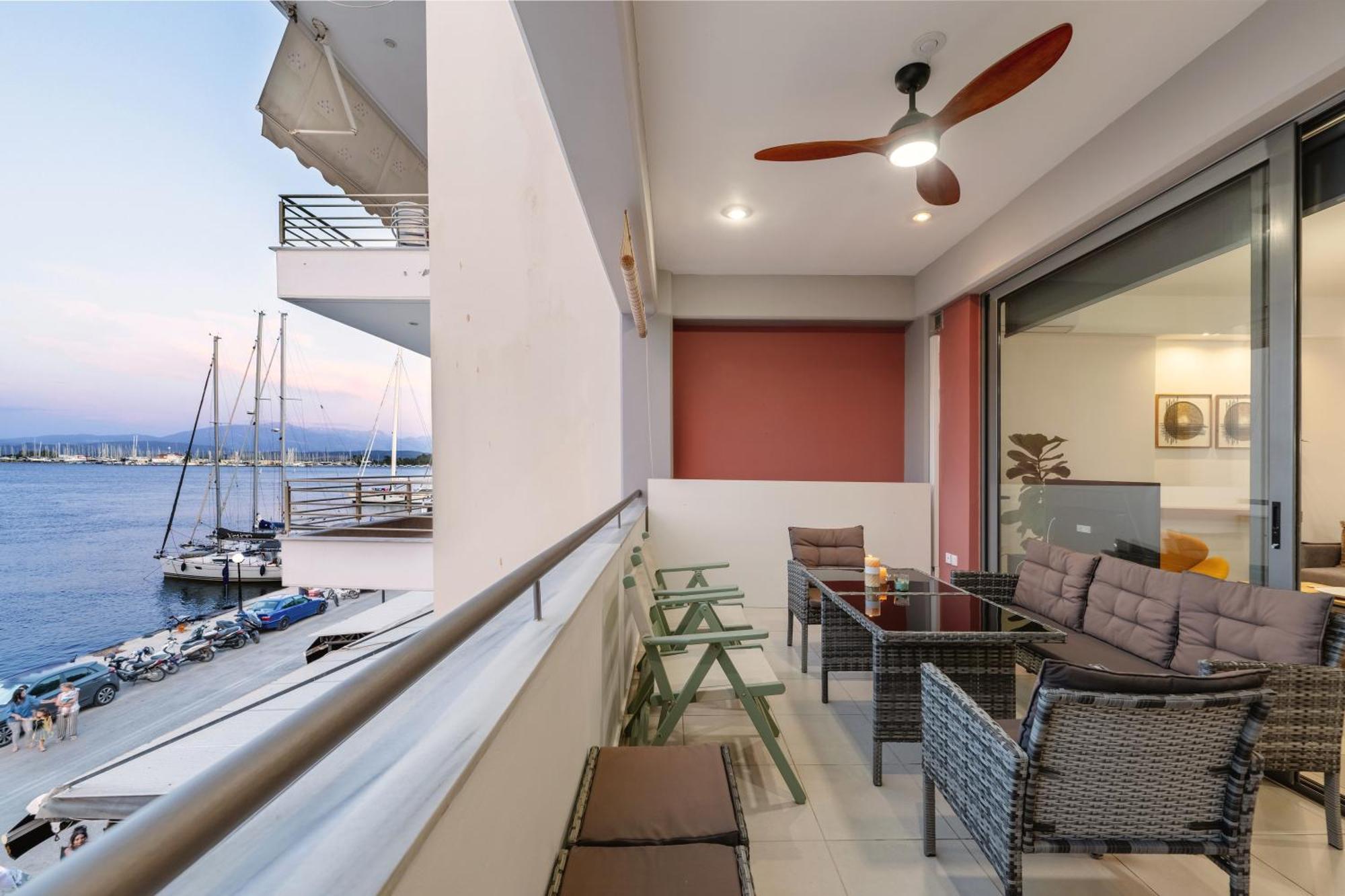 Ionis Seafront Suite Preveza Exterior photo