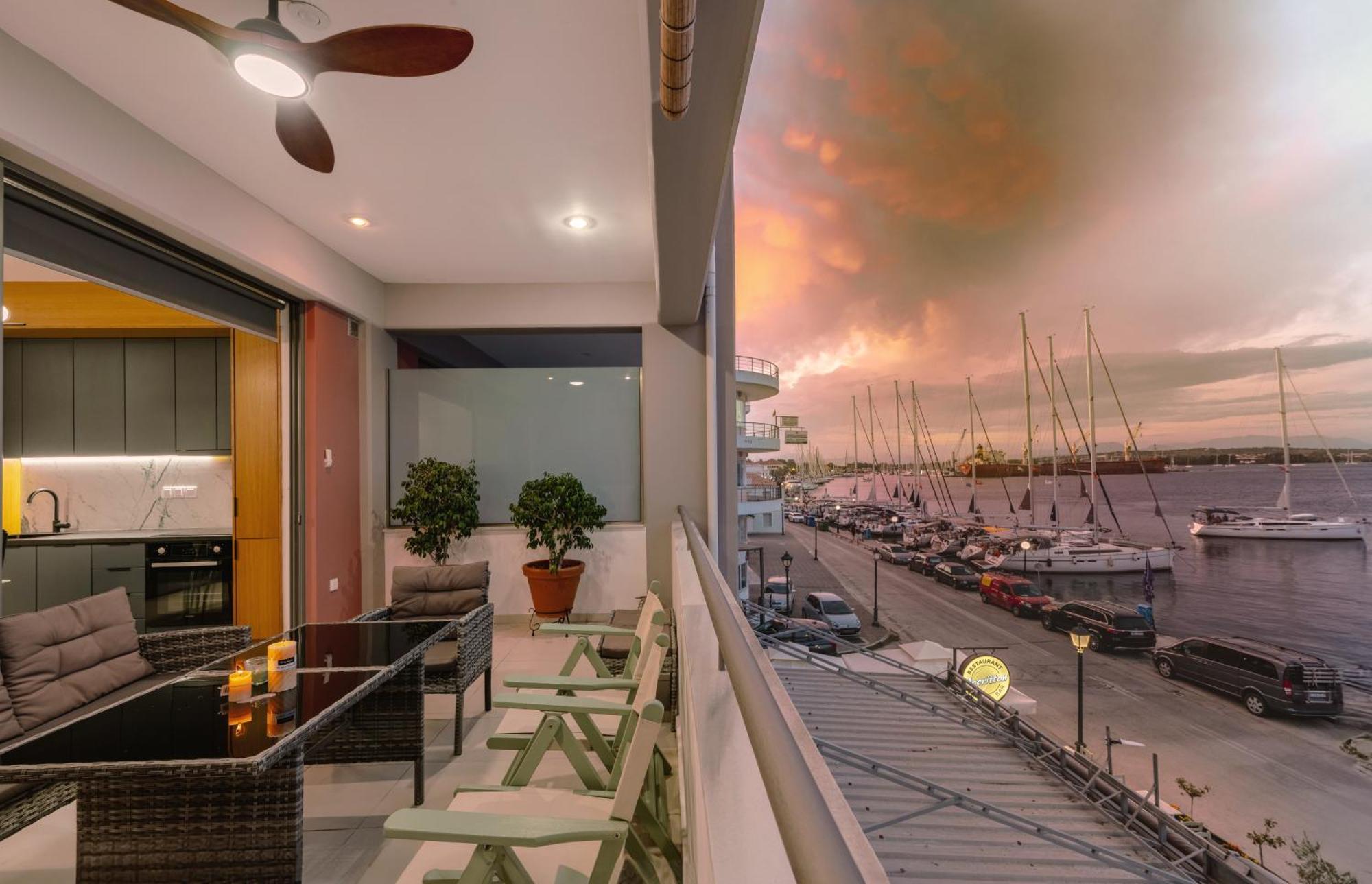 Ionis Seafront Suite Preveza Exterior photo